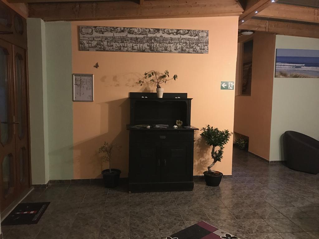 Hotel Seemeile Куксхавен Екстериор снимка