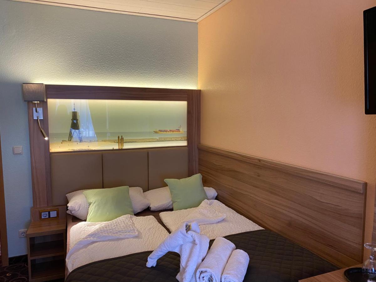 Hotel Seemeile Куксхавен Екстериор снимка